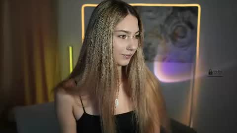 Snapshot of lovelygracee chatting on 07-19-26, 03:49 lovelygracee online show from 07-19-26, 03:49