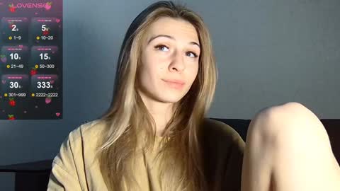 Kate only online show from 12-07-24, 02:24