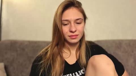 Kate only online show from 10-31-25, 12:17