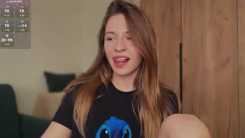 Snapshot of lovelykatea chatting on 03-10-26, 12:10 Kate only online show from 03-10-26, 12:10