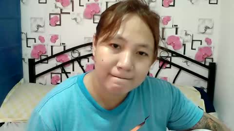 Snapshot of lovelyladylynxxx chatting on 06-28-26, 01:00 LocwlyLSYlYNXXX online show from 06-28-26, 01:00