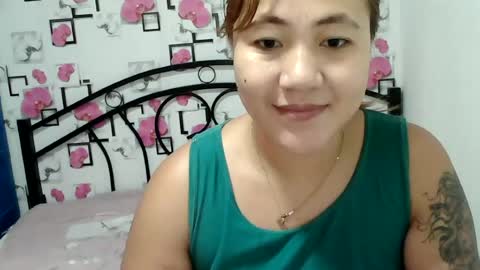 Snapshot of lovelyladylynxxx chatting on 06-29-26, 11:49 LocwlyLSYlYNXXX online show from 06-29-26, 11:49