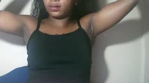 lovelylarra online show from 03-14-26, 10:21