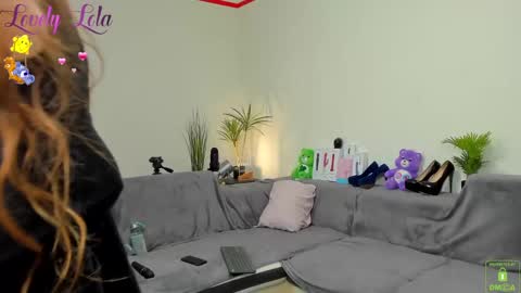 Lola online show from 03-03-25, 08:43