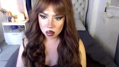 Snapshot of lovelymarie69 chatting on 12-03-24, 06:38 Rebeca online show from 12-03-24, 06:38