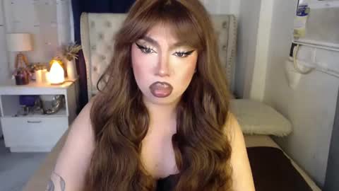 Snapshot of lovelymarie69 chatting on 12-29-24, 05:44 Rebeca online show from 12-29-24, 05:44