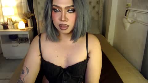 Snapshot of lovelymarie69 chatting on 01-19-25, 05:18 Rebeca online show from 01-19-25, 05:18