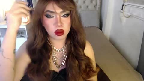 Snapshot of lovelymarie69 chatting on 02-02-25, 08:51 Rebeca online show from 02-02-25, 08:51