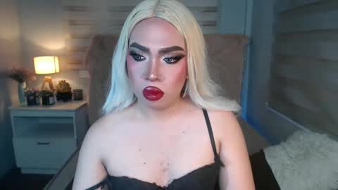 Rebeca online show from 03-06-25, 05:43