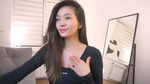 kim online show from 03-10-25, 04:14