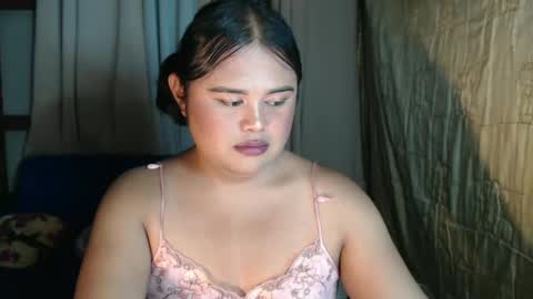 Snapshot of lovelypinaychubsx chatting on 02-12-25, 06:30 lovely online show from 02-12-25, 06:30
