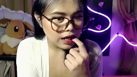 Snapshot of lovelypinaychubsx chatting on 09-09-25, 06:07 lovely online show from 09-09-25, 06:07