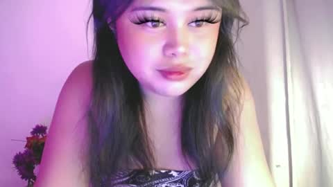 Snapshot of lovelypinaychubsx chatting on 06-11-26, 06:39 lovely online show from 06-11-26, 06:39