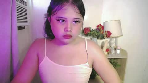 Snapshot of lovelypinaychubsx chatting on 06-20-26, 06:38 lovely online show from 06-20-26, 06:38