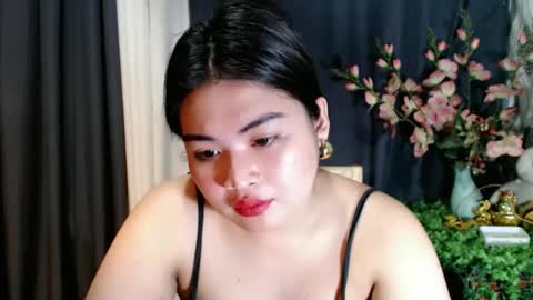 Snapshot of lovelyrhean chatting on 11-21-25, 02:32 Rhean online show from 11-21-25, 02:32