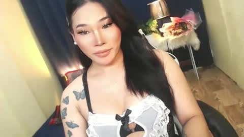 Snapshot of lovelysugar18 chatting on 10-19-25, 03:56 STWEET LINA online show from 10-19-25, 03:56