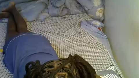 lovelytin online show from 10-26-25, 03:01