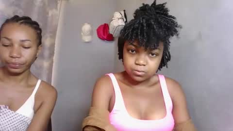 lovemarie08 online show from 04-08-26, 06:02