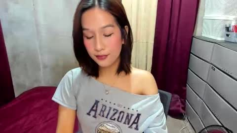 Snapshot of loveme_fiona chatting on 05-20-26, 12:39 loveme_fiona online show from 05-20-26, 12:39