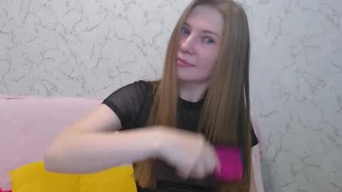 Mary Love online show from 02-17-25, 03:53