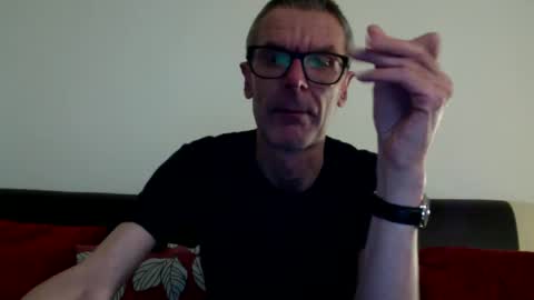 lovepvcearly50s online show from 12-17-24, 08:21