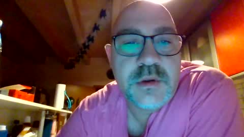 Snapshot of lover010983 chatting on 02-16-25, 05:04 lover010983 online show from 02-16-25, 05:04