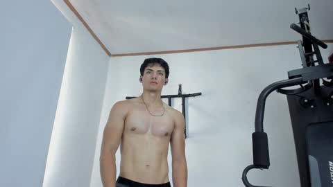 Snapshot of lover_fitnessboy chatting on 12-26-24, 08:42 kevin online show from 12-26-24, 08:42