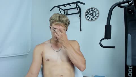 Snapshot of lover_fitnessboy chatting on 03-10-25, 11:38 kevin online show from 03-10-25, 11:38