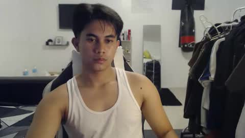 loverboyph04 online show from 11-25-25, 09:31