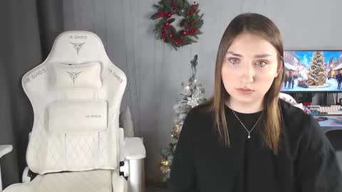 lovers613228 online show from 11-28-25, 10:18