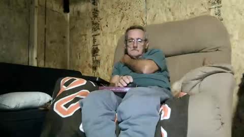 Snapshot of lovesex6565 chatting on 11-02-25, 12:29 just here to have fun and cum online show from 11-02-25, 12:29