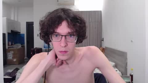 Snapshot of lovesomecookies chatting on 12-01-25, 06:24 LovesomeCookie online show from 12-01-25, 06:24