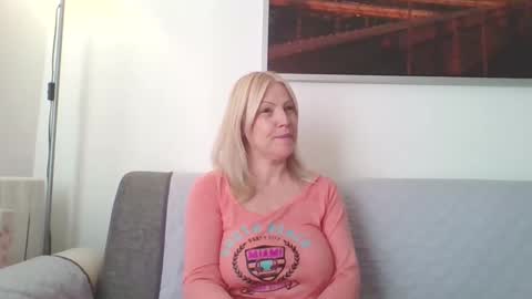 Marlyn online show from 02-21-26, 02:18