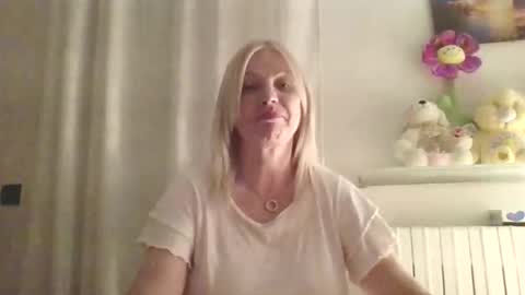 Marlyn online show from 05-02-26, 07:19