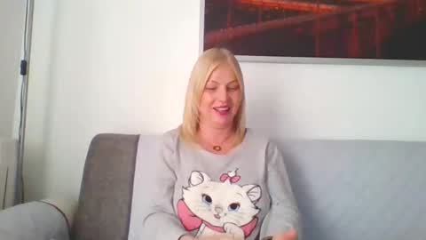 Marlyn online show from 05-05-26, 01:30