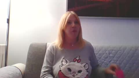 Marlyn online show from 05-14-26, 07:09