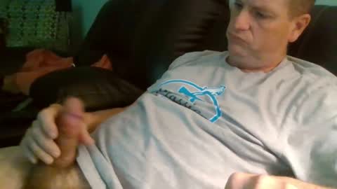 Snapshot of lovetocum37 chatting on 11-20-25, 07:46 lovetocum37 online show from 11-20-25, 07:46