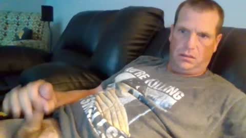 lovetocum37 online show from 07-18-26, 12:42