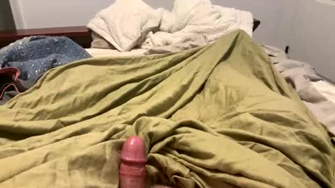 Snapshot of lovetocuminyou01 chatting on 03-19-26, 08:18 lovetocuminyou01 online show from 03-19-26, 08:18