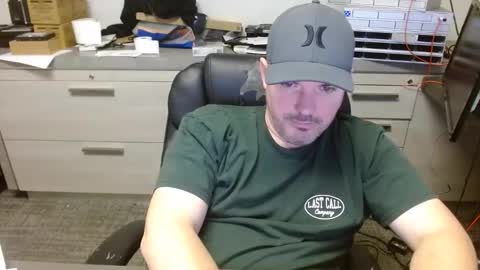 Snapshot of lovetofps chatting on 12-19-25, 08:16 Love2Game online show from 12-19-25, 08:16