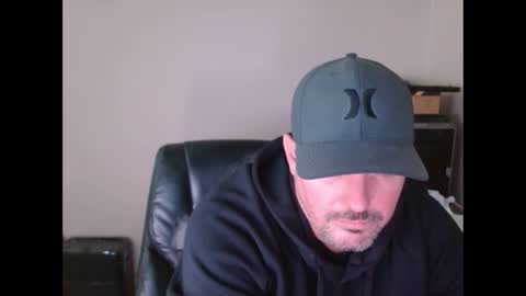 Snapshot of lovetofps chatting on 02-01-26, 10:58 Love2Game online show from 02-01-26, 10:58