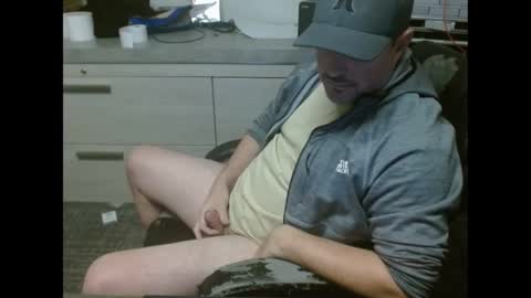 Snapshot of lovetofps chatting on 04-13-26, 11:32 Love2Game online show from 04-13-26, 11:32