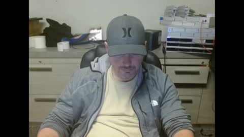 Snapshot of lovetofps chatting on 04-14-26, 11:00 Love2Game online show from 04-14-26, 11:00