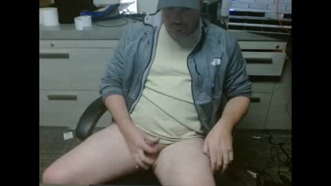 Snapshot of lovetofps chatting on 04-27-26, 11:58 Love2Game online show from 04-27-26, 11:58