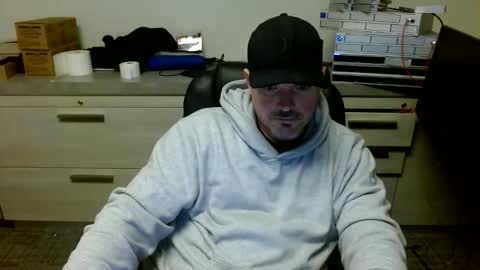 Snapshot of lovetofps chatting on 05-26-26, 06:59 Love2Game online show from 05-26-26, 06:59