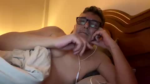 LovetoLick online show from 01-09-25, 12:03