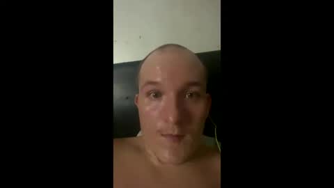 Snapshot of lovetoloveyou96 chatting on 02-06-25, 08:29 Lover Boy online show from 02-06-25, 08:29