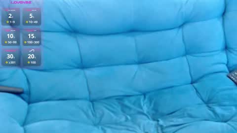 Snapshot of loveuniverse8 chatting on 02-13-26, 02:02 cutelucy 3 online show from 02-13-26, 02:02