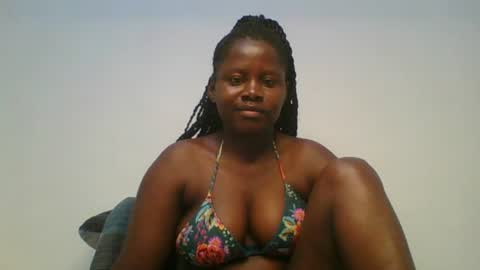 Snapshot of loviett chatting on 07-20-26, 02:37 loviett online show from 07-20-26, 02:37