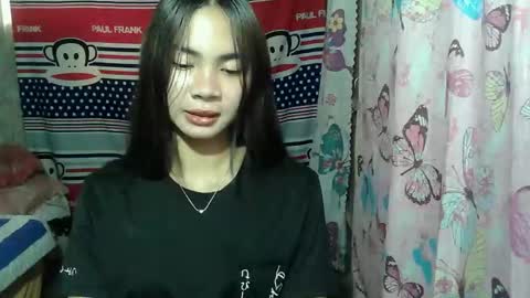 Snapshot of loving_rhean chatting on 05-18-26, 07:25 loving_rhean online show from 05-18-26, 07:25